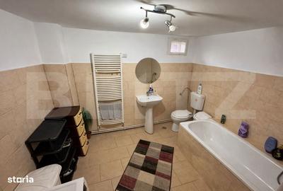 Casă cu 2 camere cu Teren 2300 Mp în Gornești