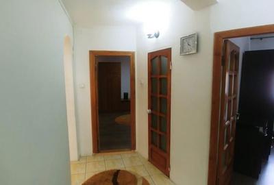Apartament cu 2 camere decomandat în Central - 2