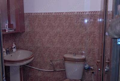 De vanzare apartament 4 camere, decomandat, zona Autogara, etaj 3. - 12
