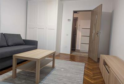 Apartament cu 2 camere decomandat în Central - 3