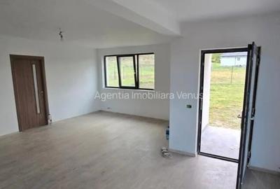 Casă individuală cu 5 camere cu Teren 1200 Mp în Mihai Eminescu - 3
