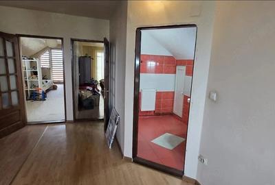 Casă cu Teren 577 Mp în Aninoasa - 5
