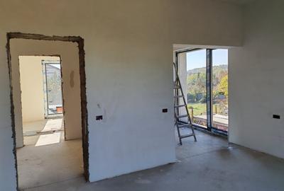 Casă individuală cu 4 camere cu Canalizare în Tunari - 10