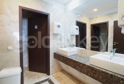 Birou, de 301 mp, în Aviatorilor - 8