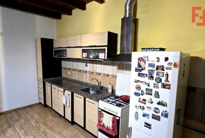 Casă individuală cu 3 camere cu Canalizare în Aurel Vlaicu - 3