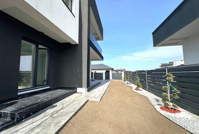 Duplex cu 4 camere cu Canalizare în Popas Păcurari - 5