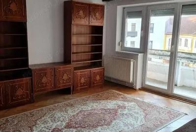 Dau in chirie apartament cu 2 camere in CentruNou Dau in chirie apartament cu 2 camere in CentruNou - 1