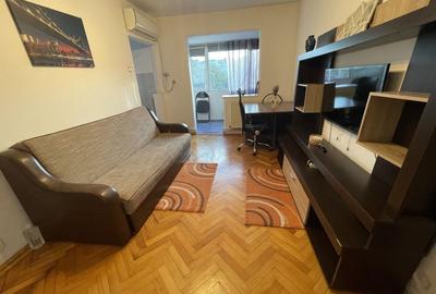 Apartament cu trei camere zona Dacia Apartament cu trei camere zona Dacia - 2