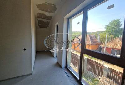 Casa cu garaj in zona Motel Gilau - 11