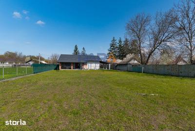 Casă cu 4 camere cu Teren 1400 Mp în Secu - 2