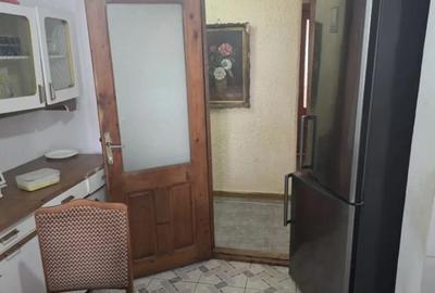 Apartament cu 4 camere decomandat în Central - 4