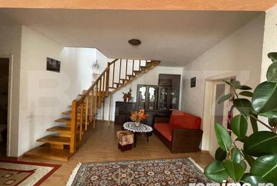Casă cu 6 camere cu Teren 1100 Mp în Corunca - 11