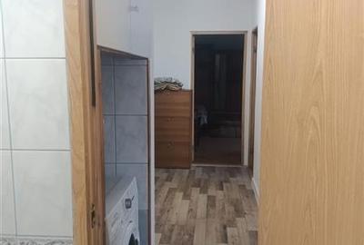 Decomandat Spatios zona Sagului - 12