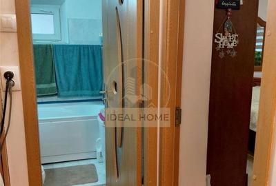Apartament cu 3 camere decomandat în Tătărași - 4