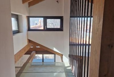 Apartament cu 5 camere decomandat în Aviatorilor - 14