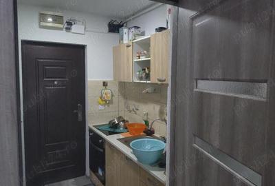 Garsonieră decomandată în Central - 1