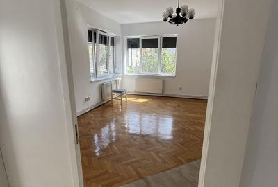 Apartament cu 2 camere nedecomandat în Central - 2