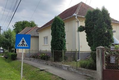 Casă cu 2 camere cu Teren 4384 Mp în Ilișua - 2
