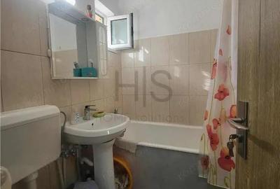 Apartament 3 Camere, Central, Decomandat, etaj 1 - 14