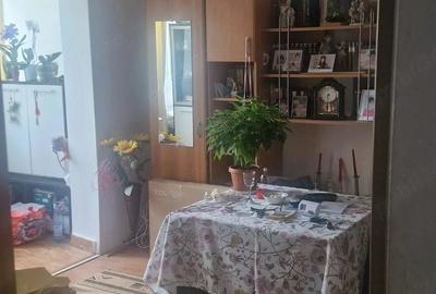 Apartament cu 3 camere semidecomandat în Central - 3