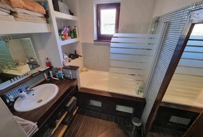 Casă cu 4 camere cu Teren 4 Mp în Central - 7