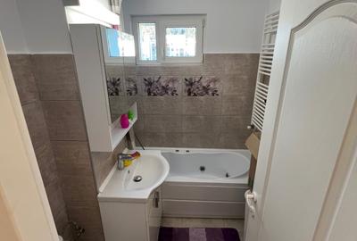 Apartament cu 2 camere decomandat în Central - 1