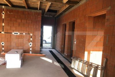 De vanzare casa semifinisata , 92mp, Martinesti - 1