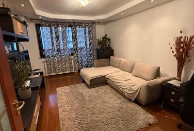 Apartament cu 2 camere decomandat în Cornișa - 3