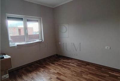 Duplex cu 3 camere cu Canalizare în Moșnița Nouă - 6