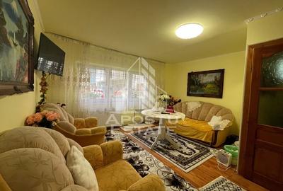 Apartament cu 2 camere, decomandat ,cu centrala proprie - 2