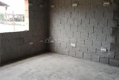 Casă cu 3 camere cu Teren 365 Mp în Mihăilești - 16