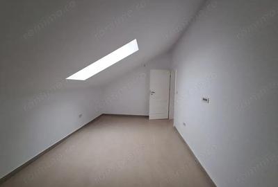 Apartament cu 3 camere decomandat în Chișoda - 13
