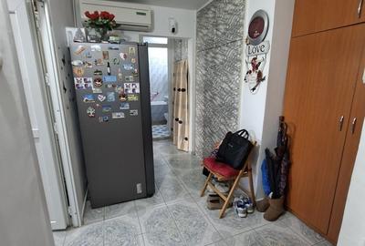Apartament decomandat, mobilat în Colentina