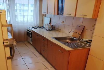 REA1026460 Apartament 3 camere - Piata Minis - Titan - 3