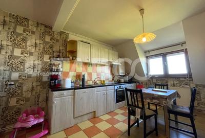 Apartament cu 3 camere decomandat, mobilat în Vasile Aaron - 5