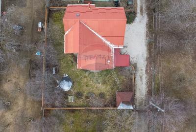 Casă cu 5 camere cu Teren 530 Mp în Central - 51