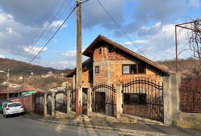 Casa Noua pe 3 niveluri in Media? zona Baznei - prive... - 3