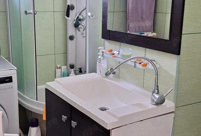 Apartament cu 3 camere decomandat în Fetești-Gară - 6