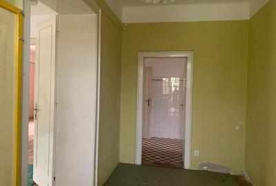 Casă cu 7 camere cu Teren 638 Mp în Bălcescu - 2