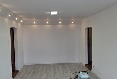 Apartament cu 2 camere semidecomandat în Fundeni