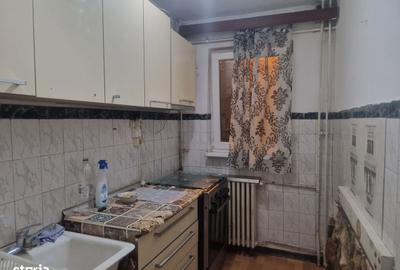 Apartament cu 3 camere semidecomandat în Malu Roșu - 17