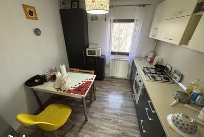 Apartament cu 3 camere decomandat, mobilat în Central - 4