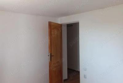 Casă cu 3 camere cu Teren 500 Mp în Predeal - 2