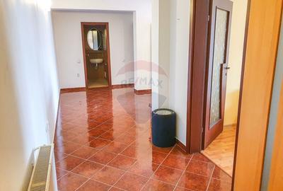 Apartament de inchiriat 3 camere zona Parcul Colina - 8