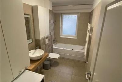 Apartament cu 2 camere nedecomandat, mobilat în Tractorul - 9