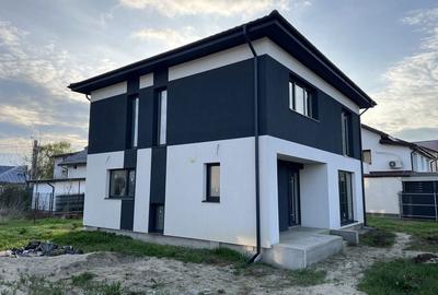 Casă cu 4 camere în Jilava - 1