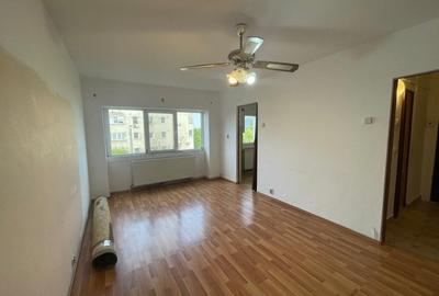 Garsoniera de vanzare, 24 mp, zona Combinat - 1