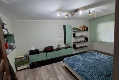 Apartament 4 camere/Longinescu/85mp/et 3/3-70.000  euro - 1