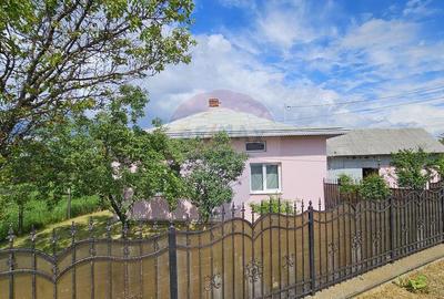 Casa cu 3 camere, teren intravilan de 1300mp in Ipote?... - 36