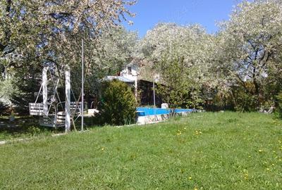 Casă cu 6 camere în Vălenii de Munte - 10